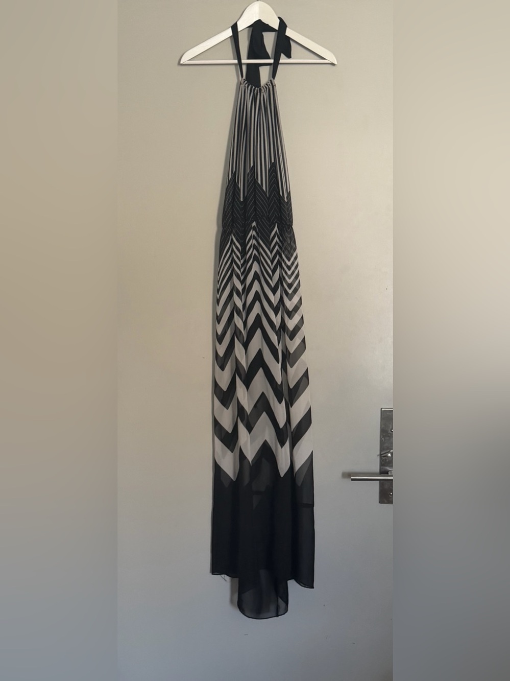 finn & clover Black and White Chevron Maxi Dress